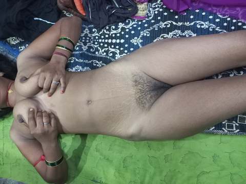 UhEbony presents: Aaj meri bibi  ne mera lund chus ke lund ka paani nikala