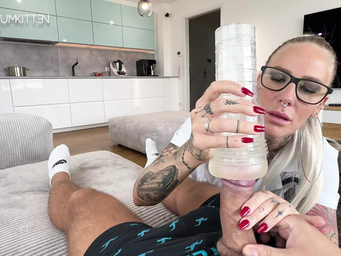 UhEbony presents: Ride therapy for pole fever - raw xxl glasses facial you won't forget